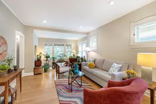 1122 Monroe St, Evanston, IL 60202 - Photo 2