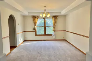 780 Sigmund Rd, Naperville, IL 60563 - Photo 8