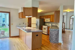 780 Sigmund Rd, Naperville, IL 60563 - Photo 6