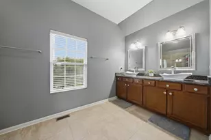 749 N Misty Ridge Dr, Romeoville, IL 60446 - Photo 18