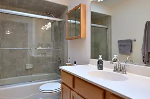 213 John Dr, Bartlett, IL 60103 - Photo 32