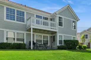 208 Chesterfield Ct, Schaumburg, IL 60193 - Photo 22