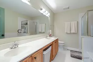 854 Old Checker Rd, Buffalo Grove, IL 60089 - Photo 22