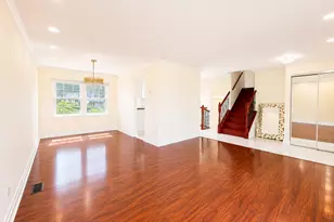 450 Heather Ln, Carol Stream, IL 60188 - Photo 8