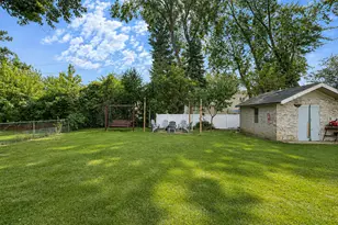 450 Heather Ln, Carol Stream, IL 60188 - Photo 34