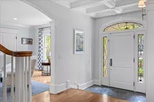 127 Glenwood Ave, Winnetka, IL 60093 - Photo 2