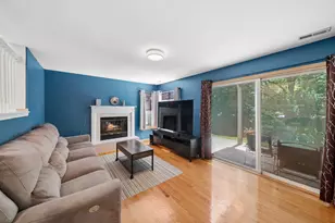 2347 Old George Way, Downers Grove, IL 60515 - Photo 10