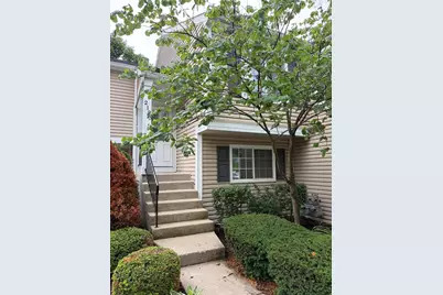 2123 Northwind Circle #2123, Schaumburg, IL 60194 - Photo 2
