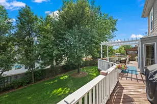 1565 Freeman Rd, Hoffman Estates, IL 60192 - Photo 6