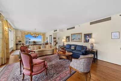 161 E Chicago Avenue #40DE, Chicago, IL 60611 - Photo 4