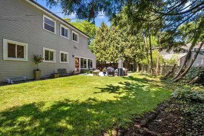 115 Avon Avenue, Northfield, IL 60093 - Photo 26
