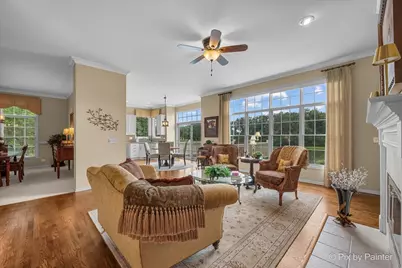 4053 Honeymoon Ridge, Lake in the Hills, IL 60156 - Photo 8