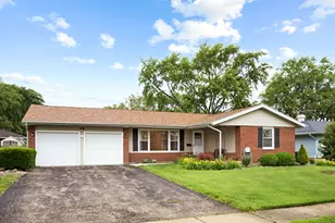 46 Avon Rd, Elk Grove Village, IL 60007 - Photo 22