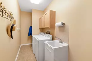 1675 Seaton Ln, Elgin, IL 60123 - Photo 10