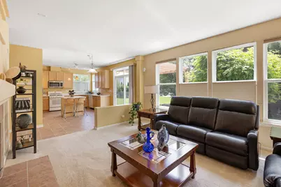 1675 Seaton Lane, Elgin, IL 60123 - Photo 8