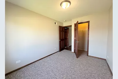 18018 Chantilly Lane, Hazel Crest, IL 60429 - Photo 12