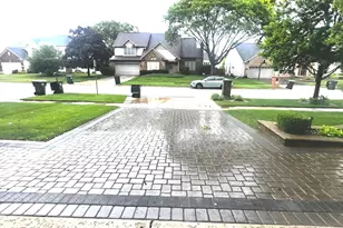 1605 Crowfoot Cir S, Hoffman Estates, IL 60169 - Photo 92
