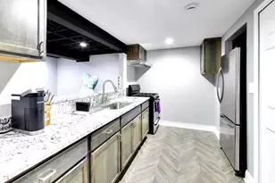 1605 Crowfoot Cir S, Hoffman Estates, IL 60169 - Photo 40