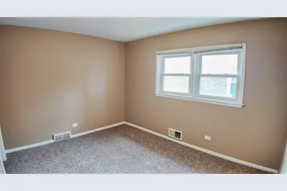 15501 Maryland Avenue, Dolton, IL 60419 - Photo 4