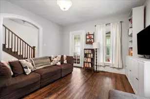 1621 Florence Ave, Evanston, IL 60201 - Photo 4
