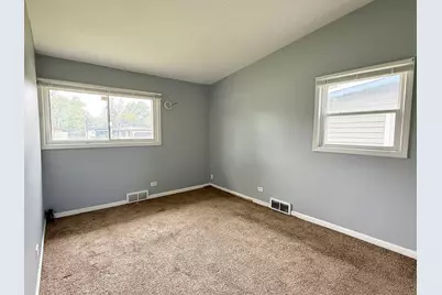 1133 Parkview Avenue, Chicago Heights, IL 60411 - Photo 8