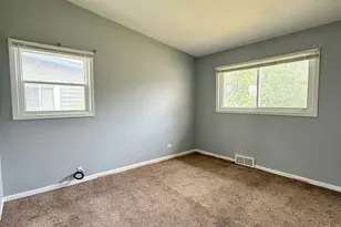 1133 Parkview Ave, Chicago Heights, IL 60411 - Photo 6