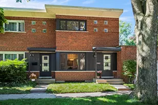 519 1/2 Ridge Rd, Wilmette, IL 60091 - Photo 1