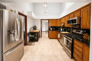 8952 Silverdale Dr, Orland Park, IL 60462 - Photo 6