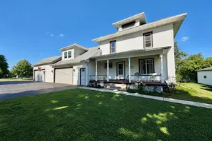 711 N Turner St, Davis, IL 61019 - Photo 2