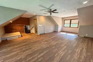 711 N Turner St, Davis, IL 61019 - Photo 34