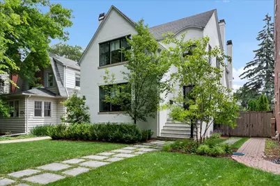 2201 Lincolnwood Drive, Evanston, IL 60201 - Photo 2