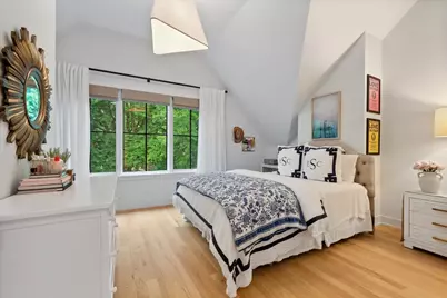 2201 Lincolnwood Drive, Evanston, IL 60201 - Photo 26