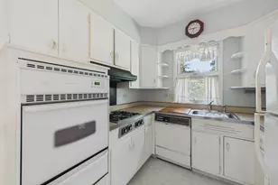 306 N Maple Ave, Elmhurst, IL 60126 - Photo 16