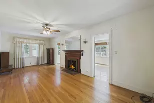 306 N Maple Ave, Elmhurst, IL 60126 - Photo 12