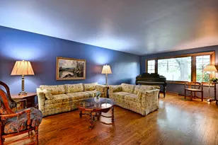 776 S Stuart Ave, Elmhurst, IL 60126 - Photo 4
