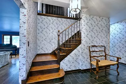 776 S Stuart Avenue, Elmhurst, IL 60126 - Photo 2