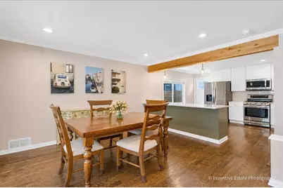 331 W Hillside Avenue, Elmhurst, IL 60126 - Photo 4