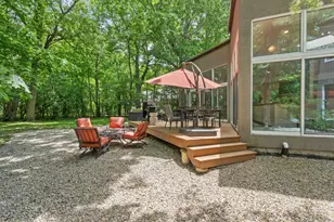 2 Dunsinane Ln, Bannockburn, IL 60015 - Photo 40