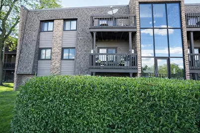 1486 Stonebridge Circle #A5, Wheaton, IL 60189 - Photo 2