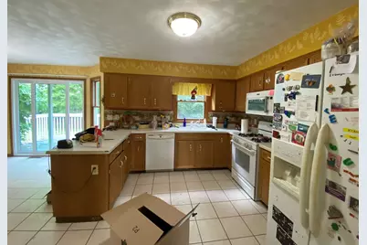 2018 Grandchester Place, Rockford, IL 61107 - Photo 6