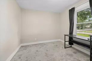 121 Davison St, Joliet, IL 60433 - Photo 8