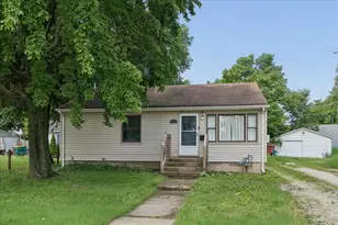 121 Davison St, Joliet, IL 60433 - Photo 1