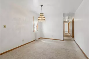 2504 Commonwealth Ave, Joliet, IL 60435 - Photo 10