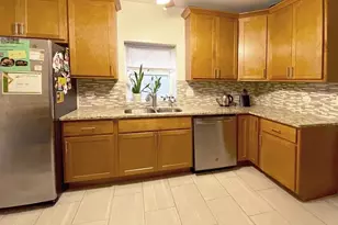 5354 W Byron St, Chicago, IL 60641 - Photo 4