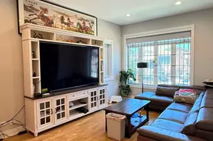 2921 S Farrell St, Chicago, IL 60608 - Photo 2