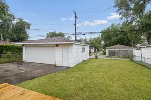 9 E 144th St, Riverdale, IL 60827 - Photo 18