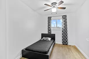 422 Gainsborough Ct, Bolingbrook, IL 60440 - Photo 18