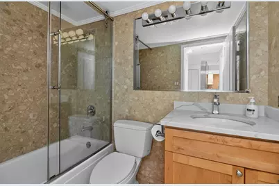 6340 Americana Drive #606, Willowbrook, IL 60527 - Photo 12