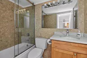 6340 Americana Dr, Willowbrook, IL 60527 - Photo 12