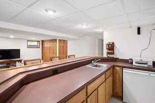 208 Parkview Rd, Riverside, IL 60546 - Photo 24